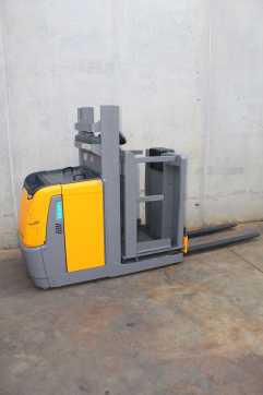 Muletto usato JUNGHEINRICH EKS 110 Z 100E ELEKTRO HOCHHUBKOMMISSIONIERER (13051837)
