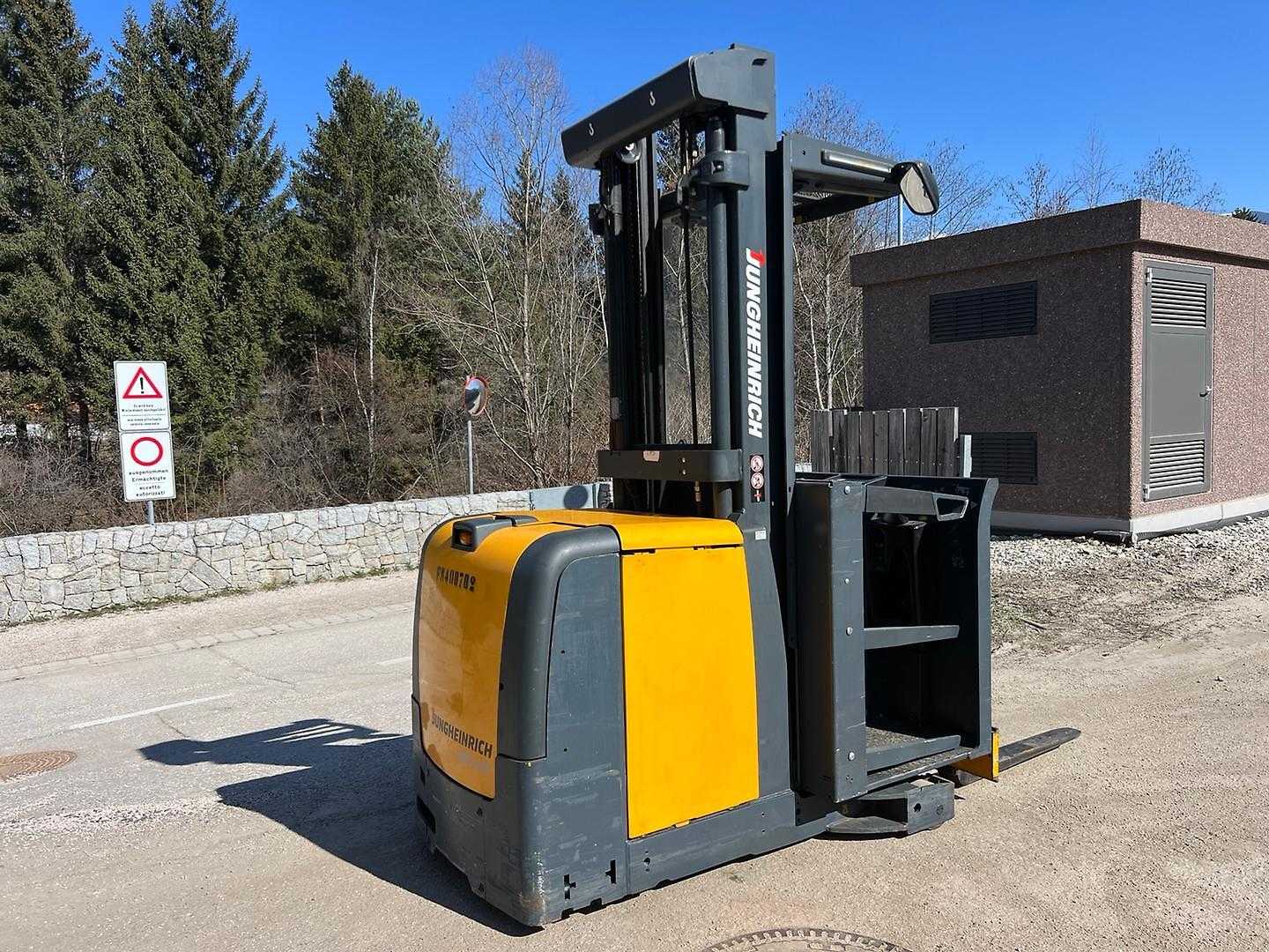 Muletto usato JUNGHEINRICH EKS 210 - 350ZT ELEKTRO MITTELHUBKOMMISSIONIERER (13030922)