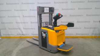 Muletto usato JUNGHEINRICH ERC 214 250ZZ KP ELEKTRO HOCHHUBWAGENFAHRERSTAND (13036127)