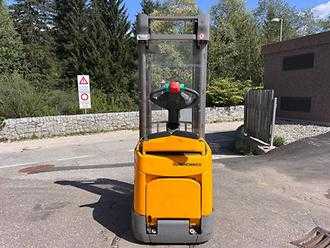 Muletto usato JUNGHEINRICH ERC 214 - 535DZ ELEKTRO HOCHHUBWAGENFAHRERSTAND (13062280)