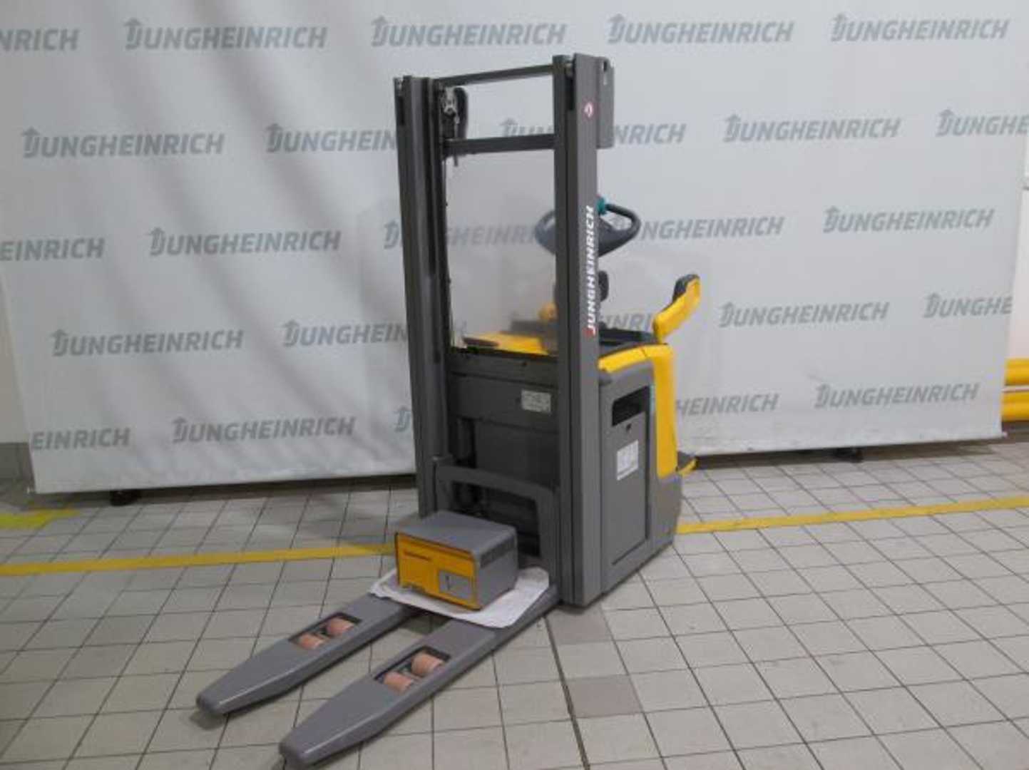 Muletto usato JUNGHEINRICH ERC 214 G 115-290 ZT ELEKTRO HOCHHUBWAGENFAHRERSTAND (13011742)