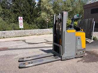 Muletto usato JUNGHEINRICH ERD 220 - 201ZT ELEKTRO HOCHHUBWAGENFAHRERSTAND (13062287)