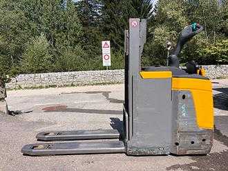 Muletto usato JUNGHEINRICH ERD 220 - 201ZT ELEKTRO HOCHHUBWAGENFAHRERSTAND (13062287)