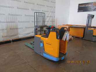 Muletto usato JUNGHEINRICH ERD 220 FP 119-166 ZT ELEKTRO HOCHHUBWAGENFAHRERSTAND (13015162) backdrop