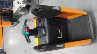 Muletto usato JUNGHEINRICH ERE 120 ELEKTRO NIEDERHUBWAGENFAHRERSTAND (13015241)