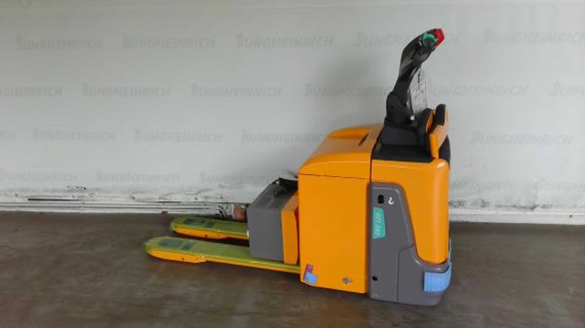 Muletto usato JUNGHEINRICH ERE 120 KP 115-51 ELEKTRO NIEDERHUBWAGENFAHRERSTAND (13049999)