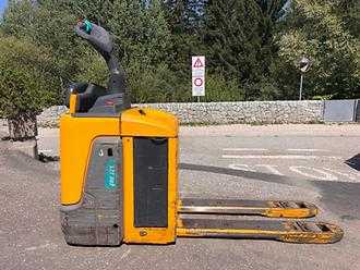 Muletto usato JUNGHEINRICH ERE 125 ELEKTRO NIEDERHUBWAGENFAHRERSTAND (13062595)