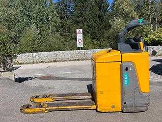 Muletto usato JUNGHEINRICH ERE 125 ELEKTRO NIEDERHUBWAGENFAHRERSTAND (13068418)