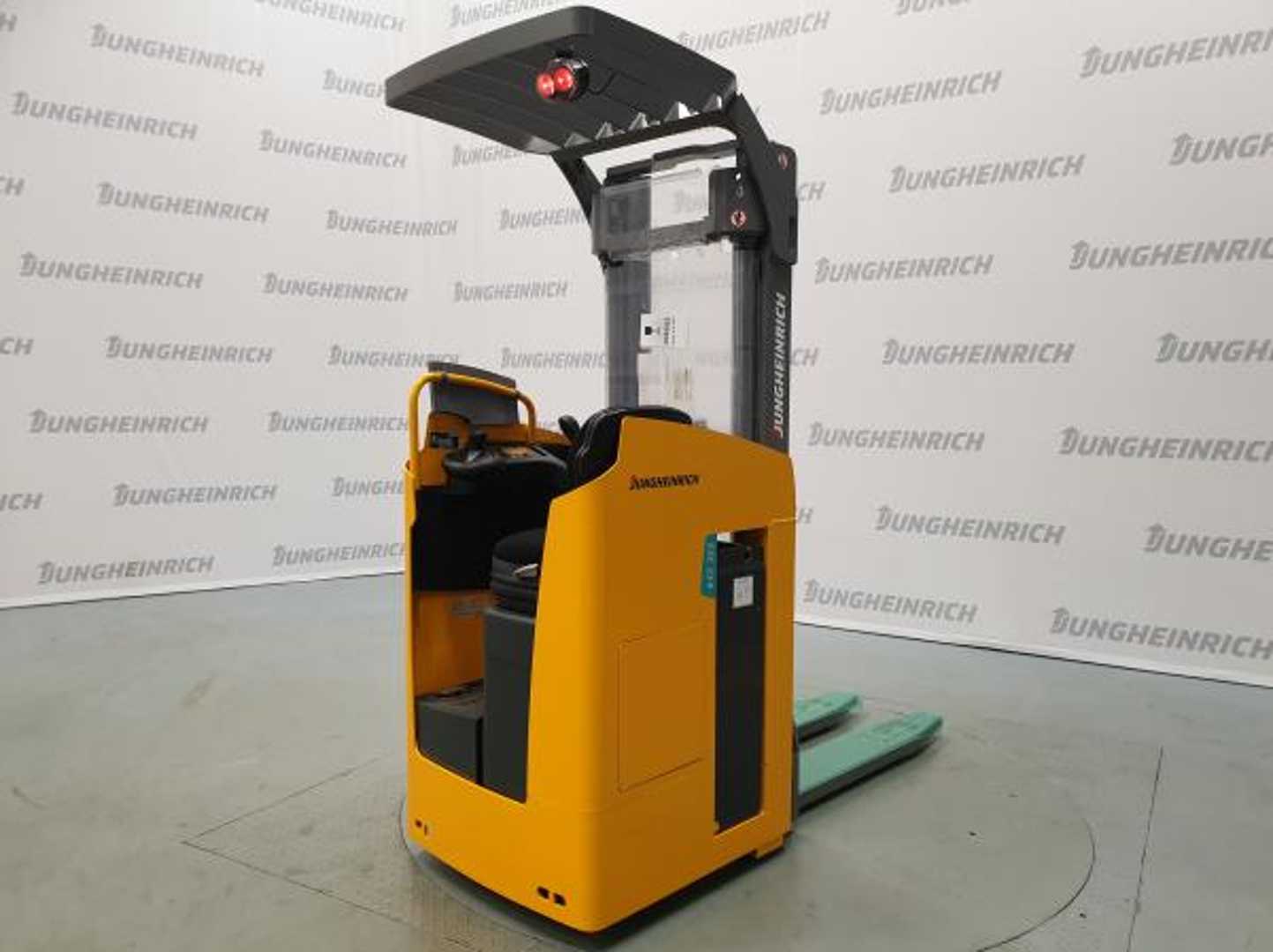 Muletto usato JUNGHEINRICH ESC 214 115-320 ZZ ELEKTRO HOCHHUBWAGENFAHRERSITZ (12996334)