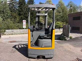 Muletto usato JUNGHEINRICH ETV 110 - 590DZ ELEKTRO SCHUBMASTSTAPLER (13062590)