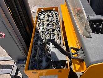 Muletto usato JUNGHEINRICH ETV 110 - 590DZ ELEKTRO SCHUBMASTSTAPLER (13062590)