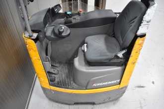 Muletto usato JUNGHEINRICH ETV 214 /59083/ ELEKTRO SCHUBMASTSTAPLER (13072074)