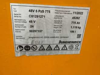 Muletto usato JUNGHEINRICH ETV 320 Baujahr 2022 / HH 5,0M / Akku 2022 / IZVG ELEKTRO SCHUBMASTSTAPLER (13031945)