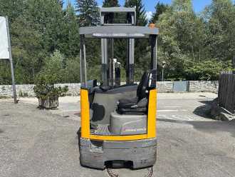 Muletto usato JUNGHEINRICH ETV C16 ELEKTRO SCHUBMASTSTAPLER (13065943)