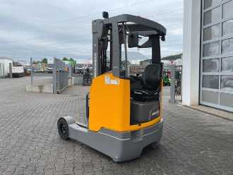 Muletto usato JUNGHEINRICH ETV C16 / Triplex 5.72m / SS / nur 929h / 2016 DIESEL SCHUBMASTSTAPLER (13067425)