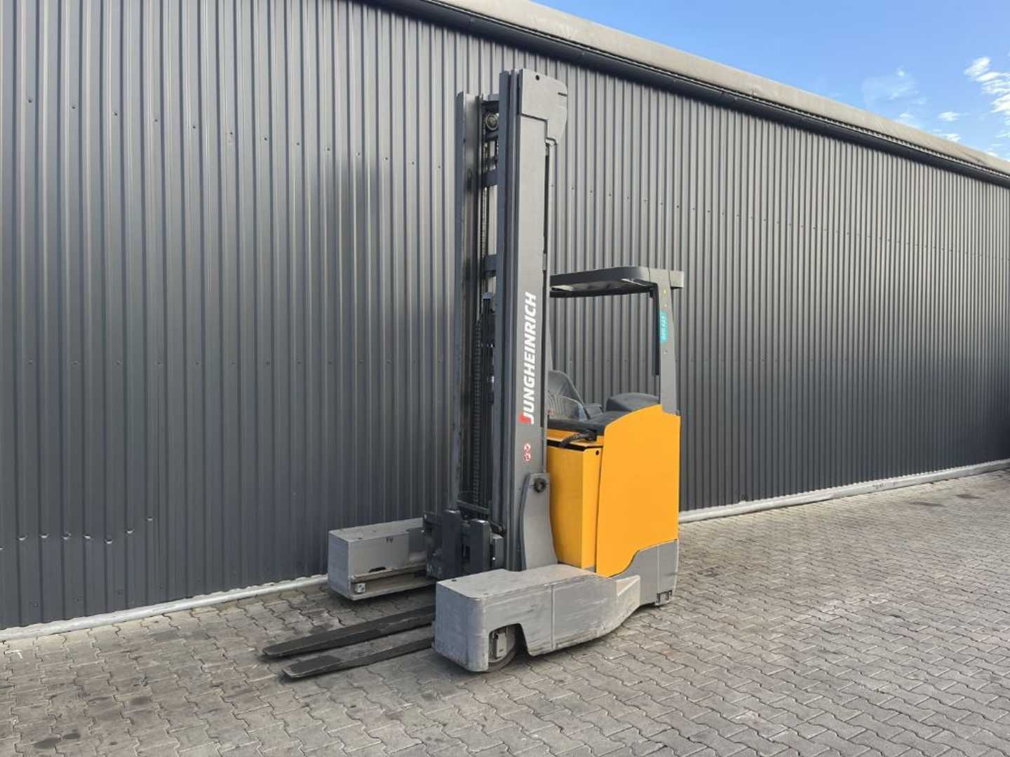 Muletto usato JUNGHEINRICH ETVQ20 ELEKTRO SEITENSTAPLER (13074229)