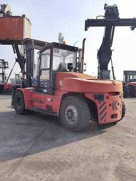 Muletto usato KALMAR DCE150-12 DIESEL VIERRADFRONTSTAPLER (13012568)