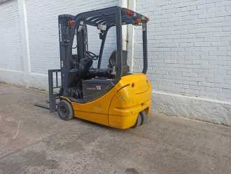 Muletto usato KOMATSU FB18M-12 ELEKTRO DREIRADFRONTSTAPLER (12998174)