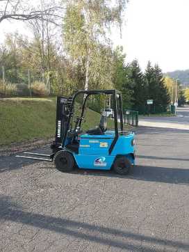Muletto usato KOMATSU chariot élévateur à fourches ELEKTRO VIERRADFRONTSTAPLER (12154666) backdrop