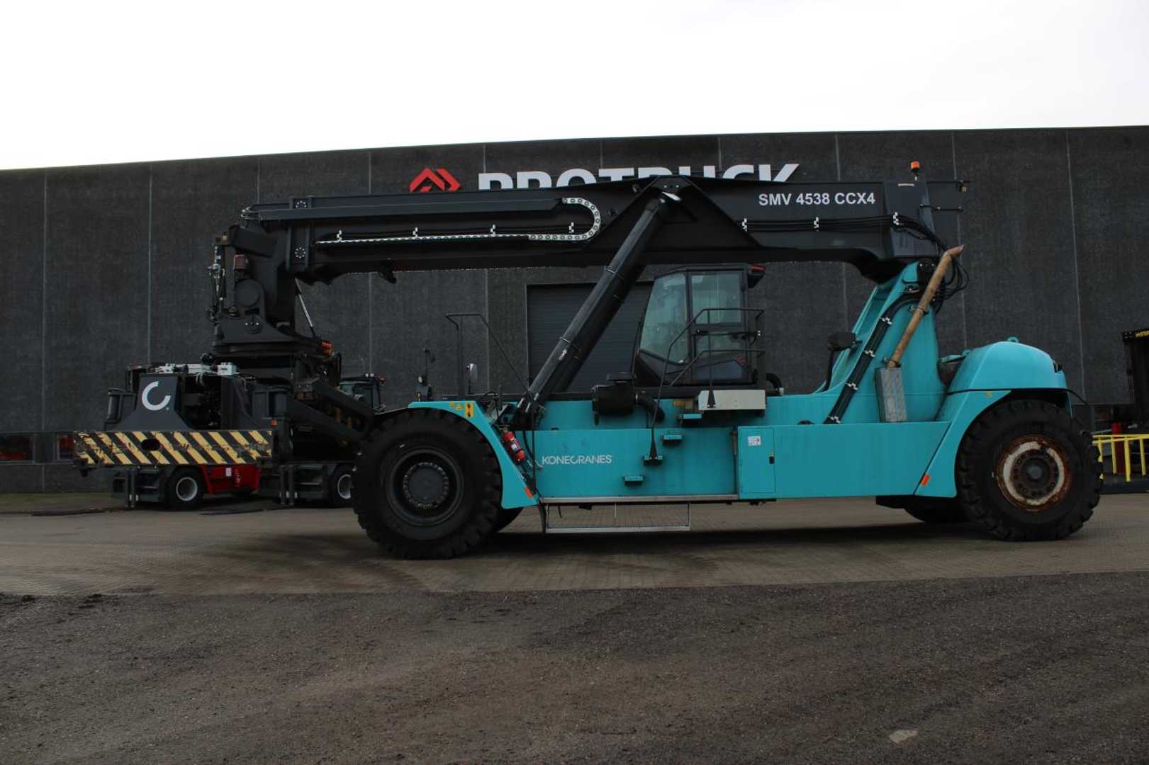 Muletto usato KONECRANES 4538 CCX4 DIESEL REACHSTACKER (12985156)
