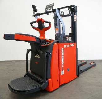 Muletto usato LINDE D 10 AP ION 1163 ELEKTRO HOCHHUBWAGENFAHRERSTAND (12884868)