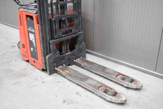 Muletto usato LINDE D 12 AP /58856/ ELEKTRO HOCHHUBKOMMISSIONIERER (13071848)