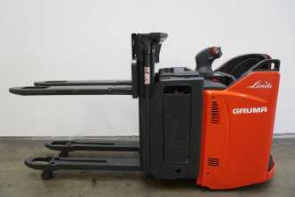 Muletto usato LINDE D 12 HP SP 133 ELEKTRO HOCHHUBWAGENFAHRERSTAND (13074712)