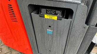 Muletto usato LINDE D 12 SP , Linde Refurbished ELEKTRO MITTELHUBKOMMISSIONIERER (13074629)