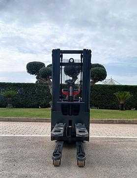 Muletto usato LINDE D12AP-133 ELEKTRO HOCHHUBWAGENFAHRERSTAND (12913547)