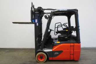 Muletto usato LINDE E 16 EVO 386-02 ELEKTRO DREIRADFRONTSTAPLER (13074967)