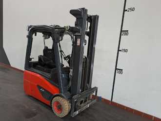 Muletto usato LINDE E 16 EVO (B) ELEKTRO DREIRADFRONTSTAPLER (13043168)