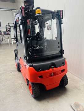 Muletto usato LINDE E 20 PL-02 EVO Triplex STVO Kabine ZVG ELEKTRO VIERRADFRONTSTAPLER (13007107)