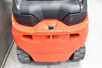 Muletto usato LINDE E 30 - 01 /57265/ ELEKTRO VIERRADFRONTSTAPLER (13034984)