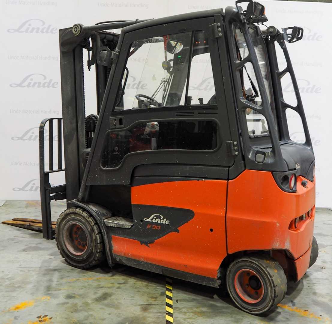 Muletto usato LINDE E 30/600 H : 3,0t ELEKTRO VIERRADFRONTSTAPLER (12960189)