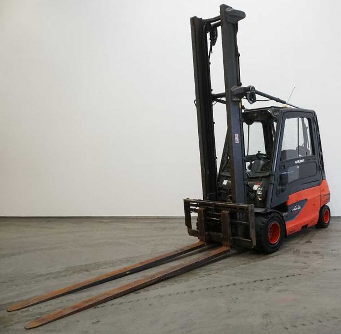 Muletto usato LINDE E 35 L 387 ELEKTRO VIERRADFRONTSTAPLER (12841371)