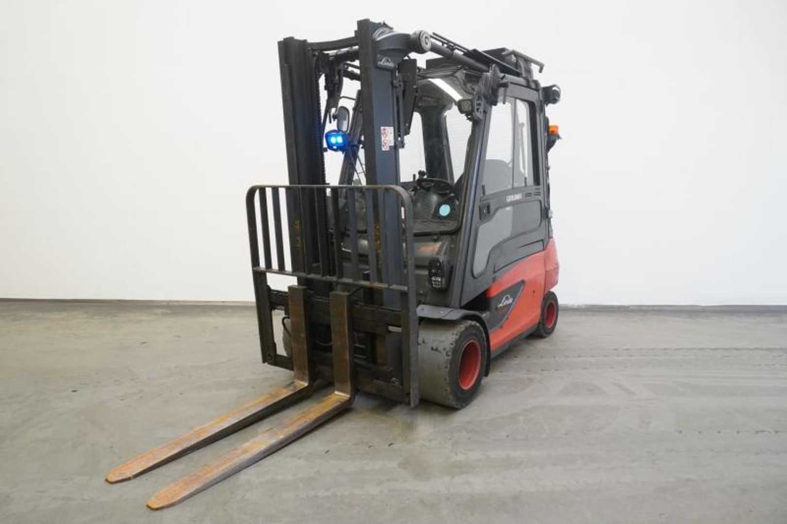 Muletto usato LINDE E 35 L 387 ELEKTRO VIERRADFRONTSTAPLER (13018179)