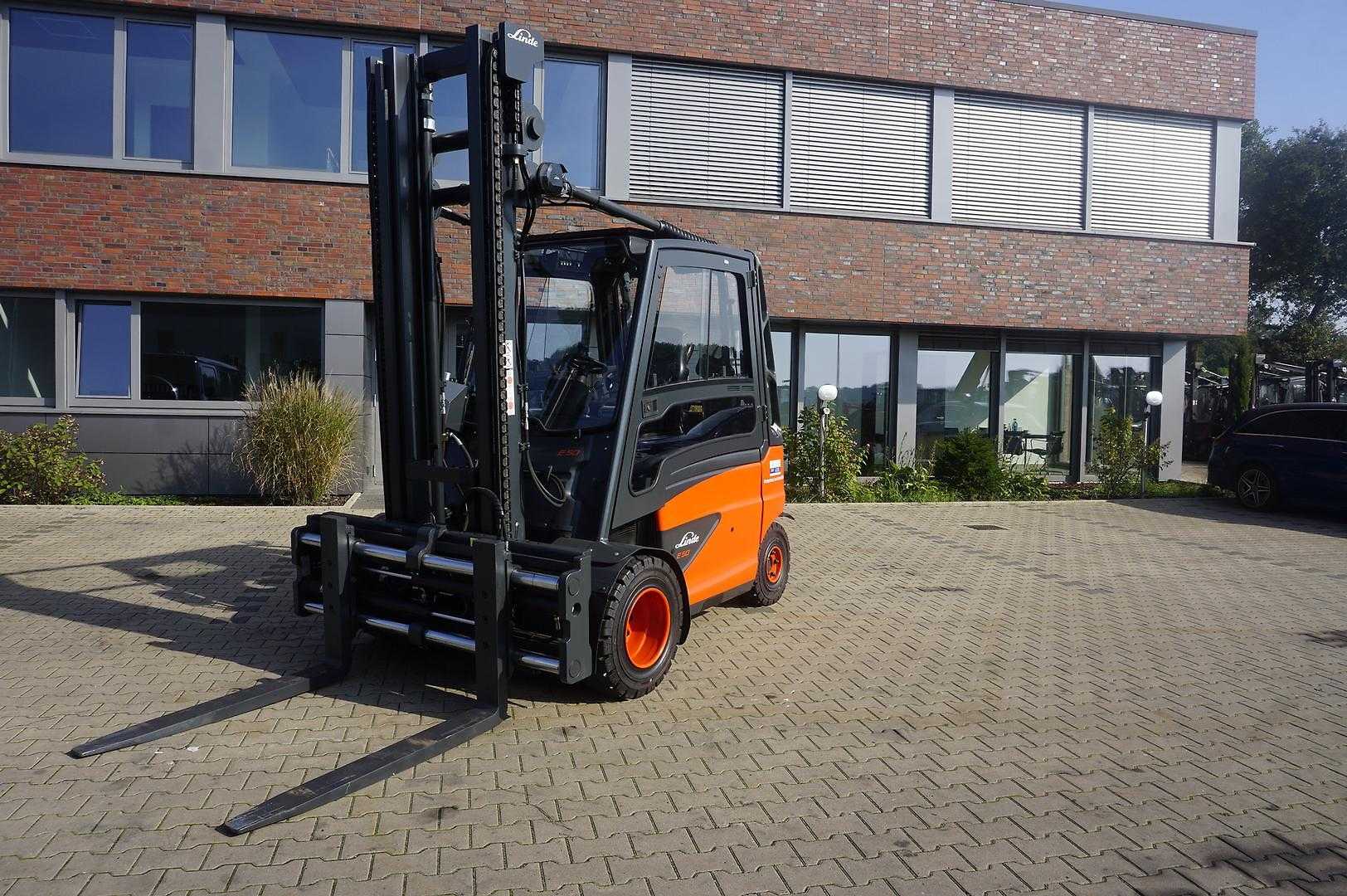 Muletto usato LINDE E 50HL-01 - Nur 2.631 Stunden - Top Zustand ELEKTRO VIERRADFRONTSTAPLER (13071899)