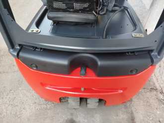 Muletto usato LINDE E14-01 ELEKTRO DREIRADFRONTSTAPLER (13046481)