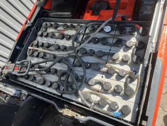 Muletto usato LINDE E14-02 ELEKTRO DREIRADFRONTSTAPLER (13060536)