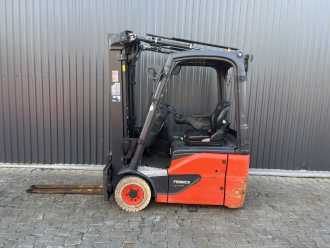 Muletto usato LINDE E14-02 ELEKTRO DREIRADFRONTSTAPLER (13074445)
