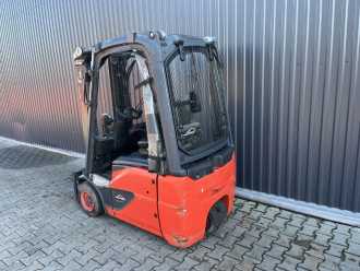 Muletto usato LINDE E14-02 ELEKTRO DREIRADFRONTSTAPLER (13075443)