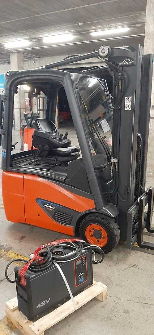 Muletto usato LINDE E14 ELEKTRO DREIRADFRONTSTAPLER (12993570)
