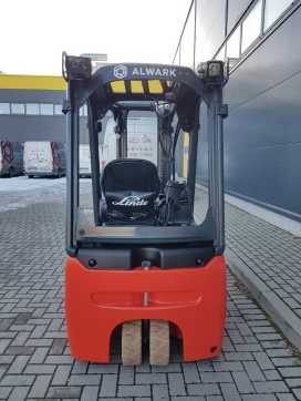 Muletto usato LINDE E14 ELEKTRO DREIRADFRONTSTAPLER (12998281)