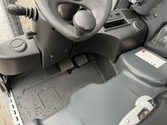 Muletto usato LINDE E16-02 ELEKTRO DREIRADFRONTSTAPLER (13075066)