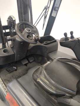 Muletto usato LINDE E16-386-02 ELEKTRO DREIRADFRONTSTAPLER (13070917)
