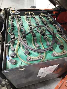 Muletto usato LINDE E16 ELEKTRO VIERRADFRONTSTAPLER (13032573)