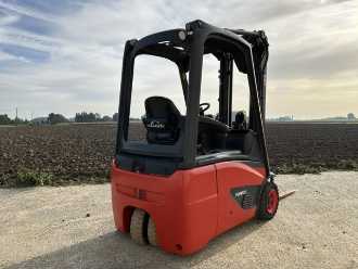 Muletto usato LINDE E16 EVO ELEKTRO DREIRADFRONTSTAPLER (13073396)