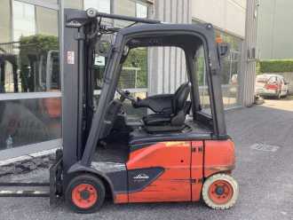 Muletto usato LINDE E16P-02 ELEKTRO VIERRADFRONTSTAPLER (13064387)