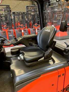 Muletto usato LINDE E16P ELEKTRO VIERRADFRONTSTAPLER (13067059)