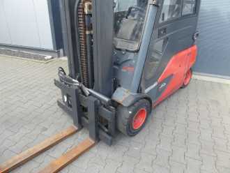 Muletto usato LINDE E20PL-02 ELEKTRO VIERRADFRONTSTAPLER (13040700)